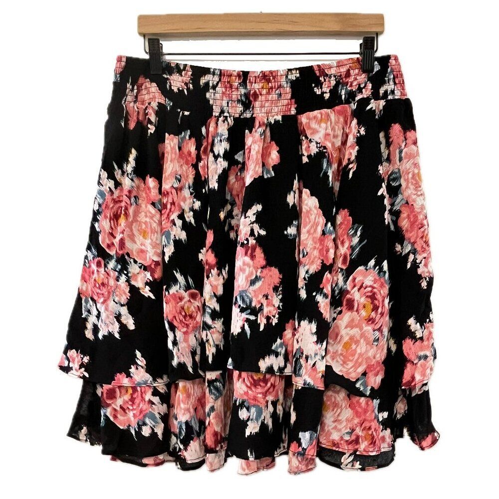 New Torrid Black & Pink Floral Skirt - Size 2X